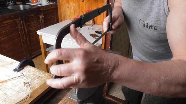 Подготовка и пиление костей на верхние и нижние порожки(видео №608). смотреть онлайн