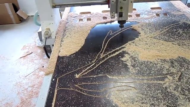 резка фанеры 18 мм на фрезерном станке с ЧПУ смотреть онлайн