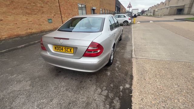 Mercedes E Class W211 Saloon 2004 смотреть онлайн