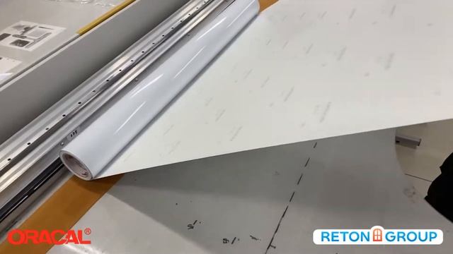 Виниловая плёнка глянцевая Oracal 641 (оракал) белый: 010 / рекламная пленка для плоттера смотреть онлайн