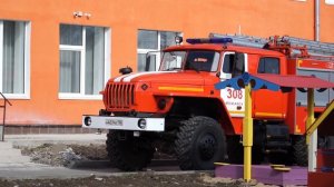 В начальной школе – детском саду поселка Химик прошли пожарные учения