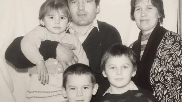 Слова благодарности родителям от Алисы и Виталика смотреть онлайн