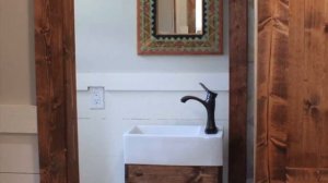 Оригинальный дизайн дома из морских контейнеров.