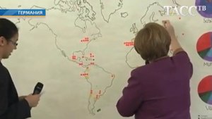 Канцлер Германии не смогла показать Берлин на карте