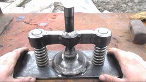 Новинка!!! Станок для изготовления кованных "гусиных лапок" своими руками!!!