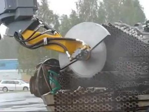 Brokk рез стальным диском