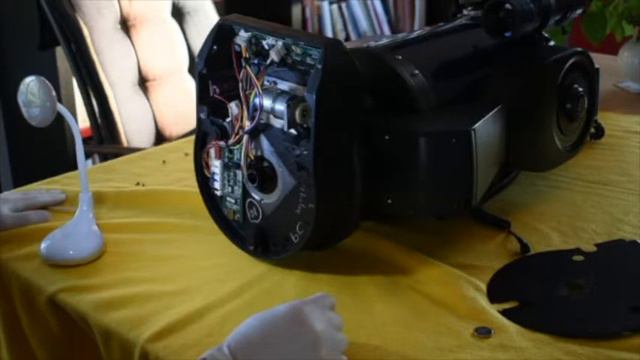 Meade LX200GPS Batterie wechseln смотреть онлайн