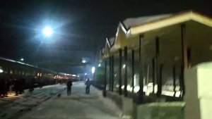 Галич. Поезд №73 Тюмень - Санкт-Петербург, стоянка по станции Галич.