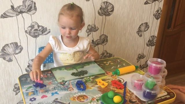 Фигурки из пластилина||Изучаем цвета||Развитие мелкой моторики||Мультик смотреть онлайн