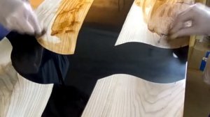 Покрытие масло-воском стола-реки