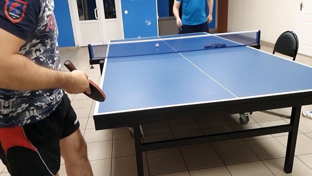 РАСКАТКА мяча для чувства при подаче так делают все мастера спорта смотреть онлайн