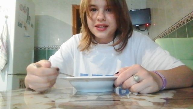ем суп вилкой голи стоп видео для жени чтобы ему не было одиноко кушать смотреть онлайн