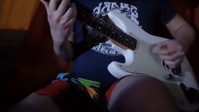 Fender Squier Tom Delonge standard + Seymour Duncan SH-8 смотреть онлайн