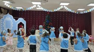 Игра "Стоп снегоход", подготовительная группа, новый год