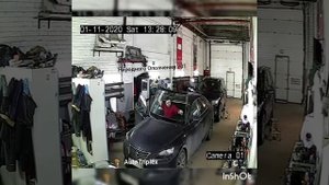 Замена лобового стекла на Lexus IS250