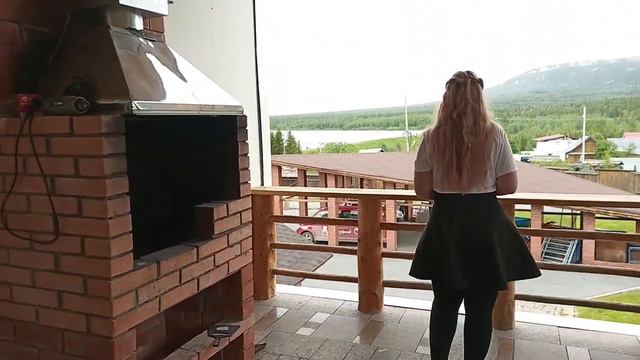 хребет Зюраткуль - вид на озеро Зюраткуль