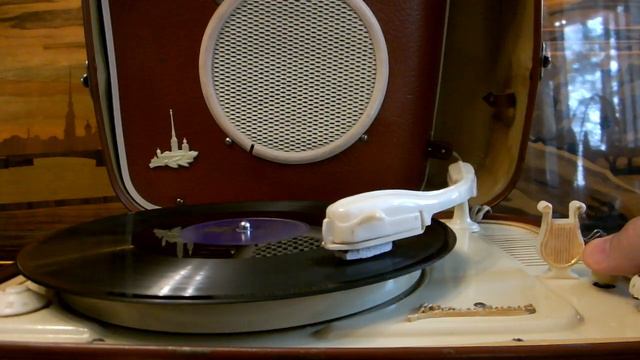 "Ничего не говорила"(В.Соловьев-Седой-А.Фатьянов)Анс.песни ВРК п.у.Б.А.Александрова,солистВ.А.Нечае смотреть онлайн