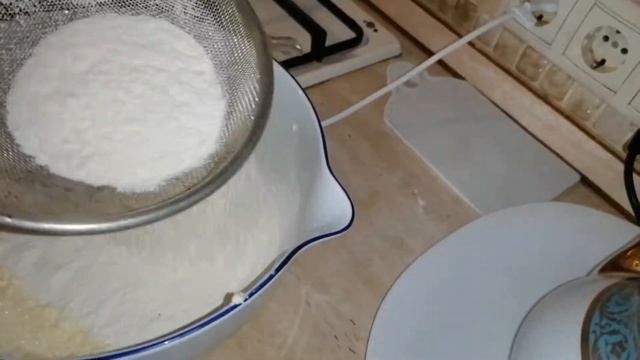 Подготовка ингредиентов и приготовление луковых оладьев.(1 часть, Рецепт из прошлого).