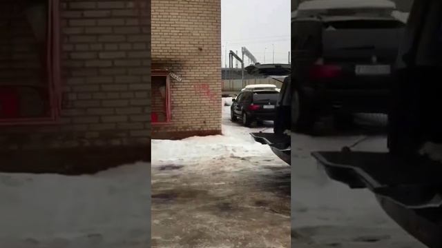Как думаете куда грузить будут