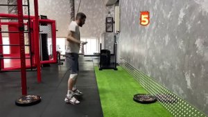 10 упражнений с грифом для боксера