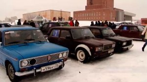 МАШИНЫ ДРИФТУЮТ