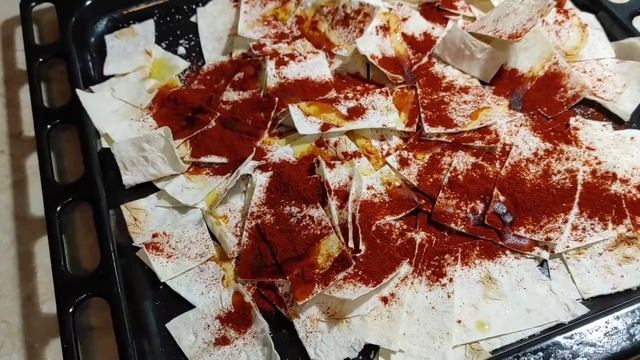 Чипсы из лаваша! Чипсы которые можно давать даже Детям!БЫСТРО, ВКУСНО и главное без всякой химии!