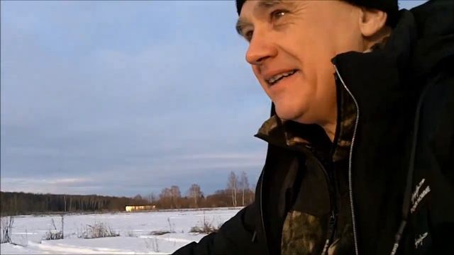 Питбайк с самодельным гусеничным блоком по последнему снегу смотреть онлайн