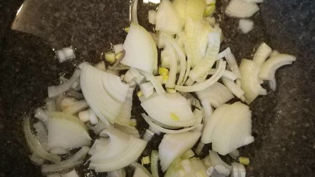 Постная тушеная капуста с картошкой