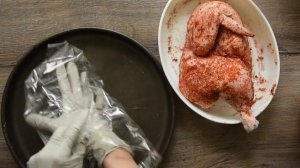 Сочная курица с паприкой, запеченная в рукаве
