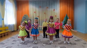 МБДОУ "Детский сад №63" Ансамбль Лучики, песня "Лапочки"