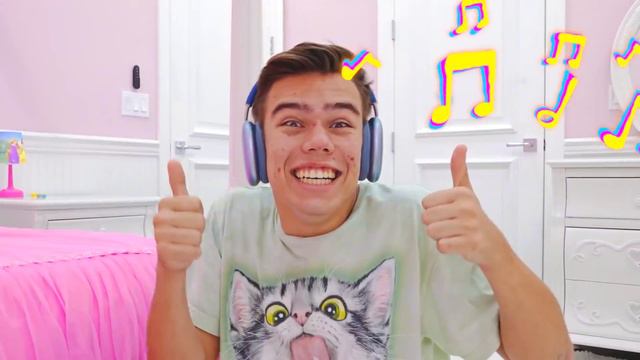 Мия и Смешная История про МОНСТРА 👻 под Кроватью | Настя Артем Мия смотреть онлайн