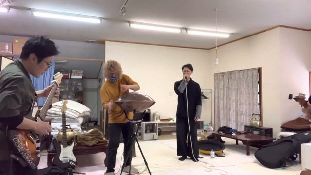 【奏でぃあん倶楽部】ハンドパンxヒューマンビートボックスxギターxギターでのファーストセッションA handpan x humanbeatbox x guitar x guitar【楽しすぎ】 смотреть онлайн
