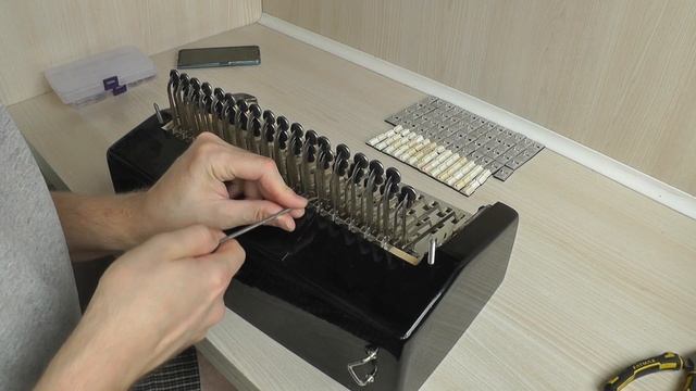 Ремонт правой механики с Ломаной декой,  трехрядного баяна "Тула-304, Тула-302.