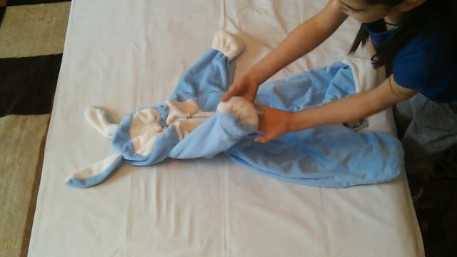 Красивый комбинезон для малыша Зайченок/комбинезоны для детей до года/комбинезоны для детей вязаные смотреть онлайн