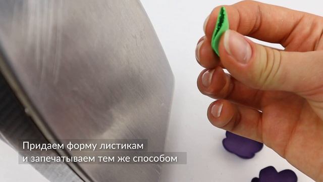 Нежные весенние заколочки для волос из Фоамирана