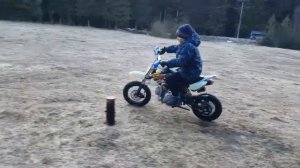 Kayo 110 mini: учимся ездить в 8 лет
