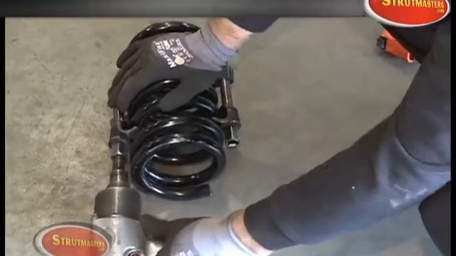 How Does It Ride? Strutmasters Test Drives Mercedes R 350 With Conversion Kit Installed смотреть онлайн