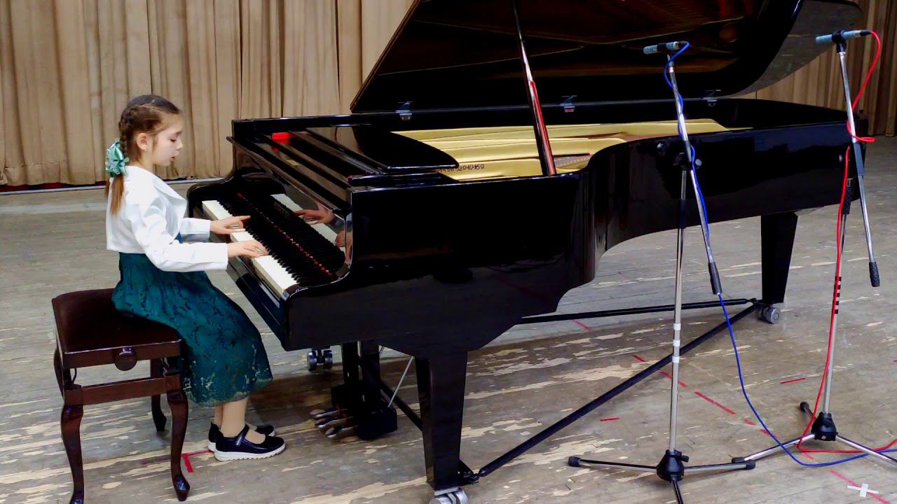 Л.Бетховен Сонатина Gdur 1ч., И.Иордан "Охота за бабочкой", исп. А. Бабурина, преп.Широкова И.А. смотреть онлайн