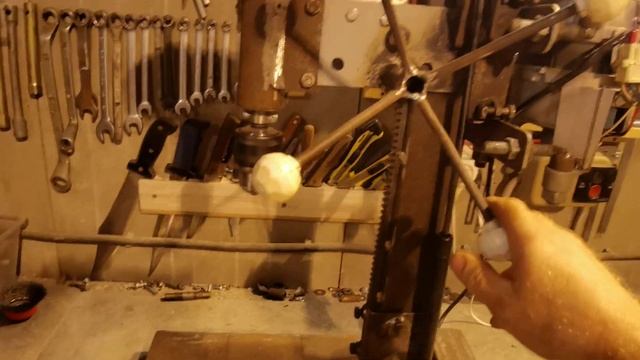 Сверлильный станок (с двигателем от стиральной машины) смотреть онлайн