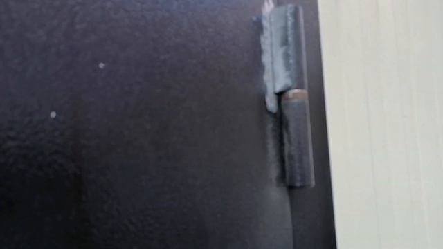 сварка петли на китайской двери #сантимшва #сваркаэлектродом #сварка #сваркаметалла #сваркапетель смотреть онлайн