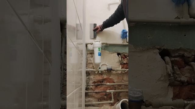 Необычный ремонт в туалете смотреть онлайн