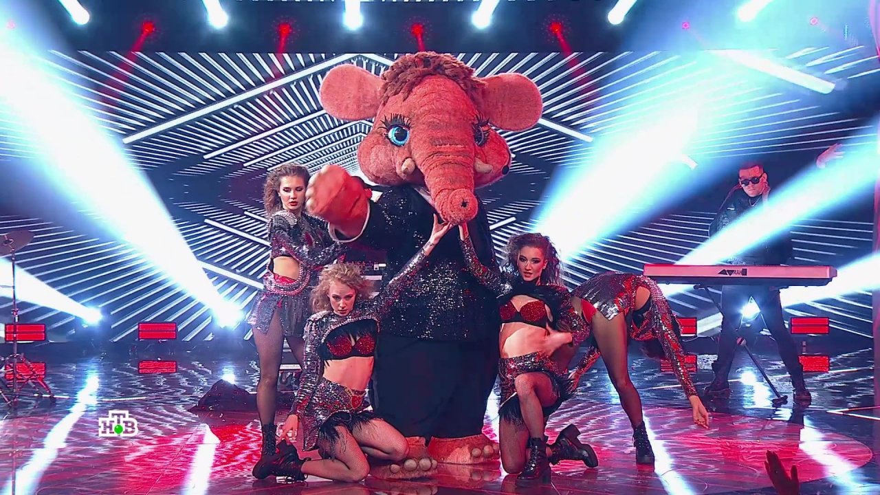 шоу маска. кто скрывается под мамонтенком. кто скрывается под мамонтенком. шоу маска. шоу маска мамонтенок.