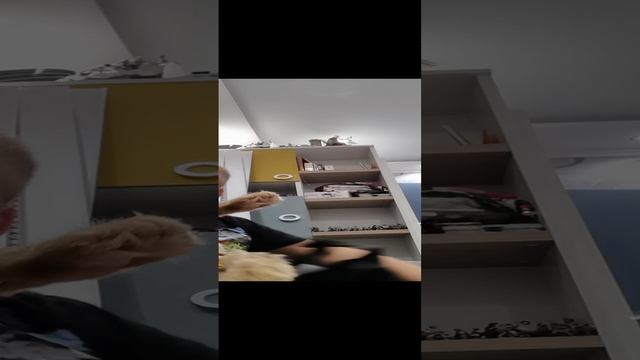 VID_20230905_192638.mp4