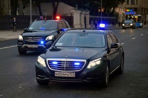 Российским депутатам предложили пересесть на отечественные авто