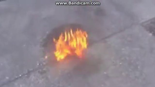 iPhone 5 горит с включенной камерой (зрелище) смотреть онлайн