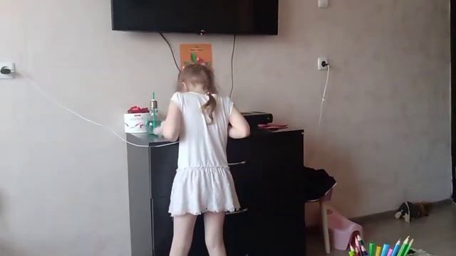 VLOG Поделка в детский сад ко дню космонавтики.Картошка с курицей на ужин смотреть онлайн