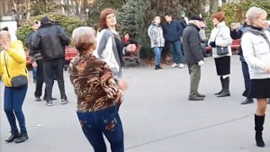 НЕ МОГУ ЗАБЫТЬ,ЖДУ ПРИХОДА ЛЕТА