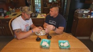 Челлендж: Едим яйца балут (утиный зародыш)