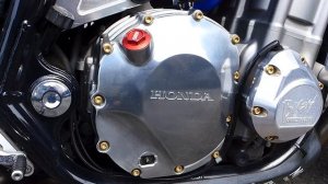 Проверка работы мотора Honda CB1300SF SC54E в Японии | motod.ru