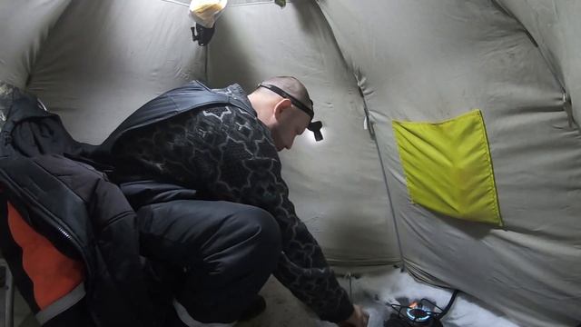 Зимняя рыбалка! НОчевКА!!!Поймал золотую рыбку!!! смотреть онлайн